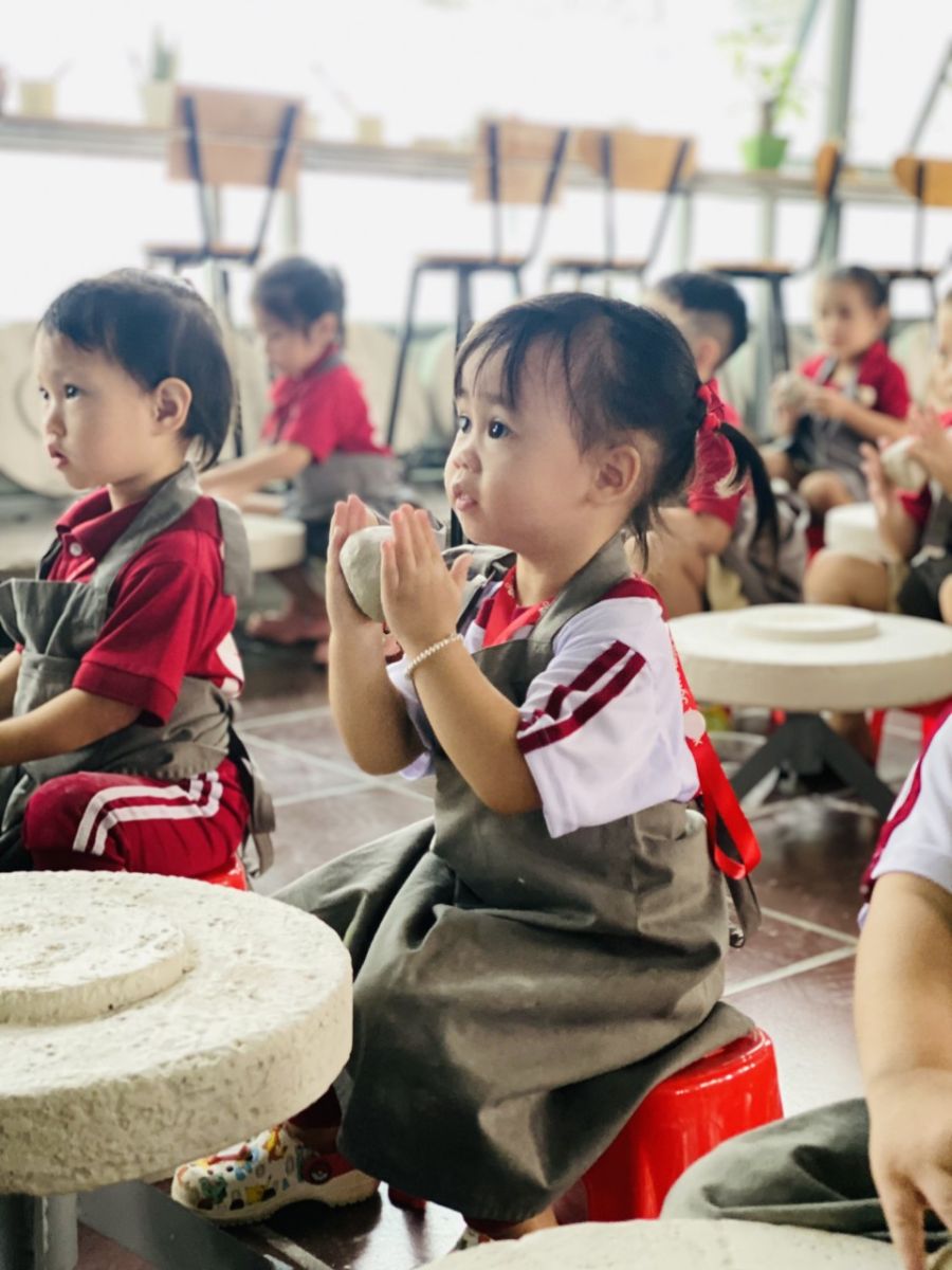 Hoạt động dã ngoại của học sinh SIK