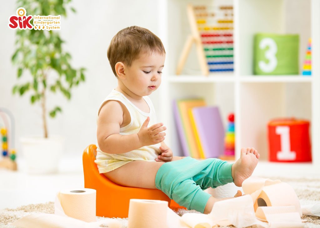 Dạy trẻ đi vệ sinh