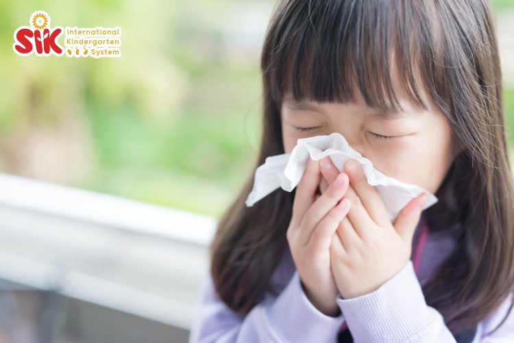 Các bệnh thường gặp ở trẻ vào mùa lạnh và cách phòng tránh